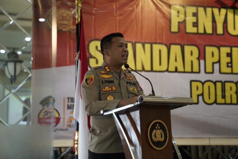 Penandatanganan BA Standar Pelayanan Publik dengan Aliansi Masyarakat