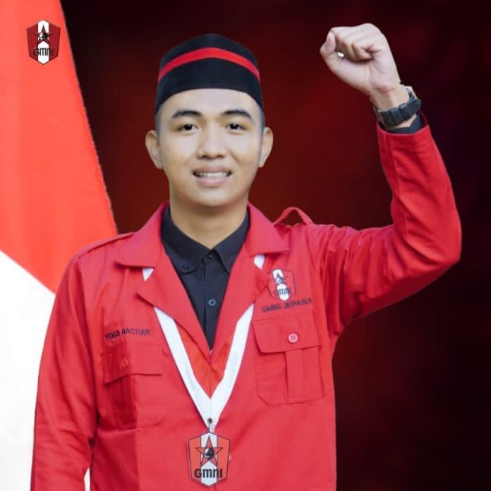 Aktivis Gerakan Mahasiswa Nasional Indonesia (GMNI) Kabupaten Jepara, Yoga Bachtiar