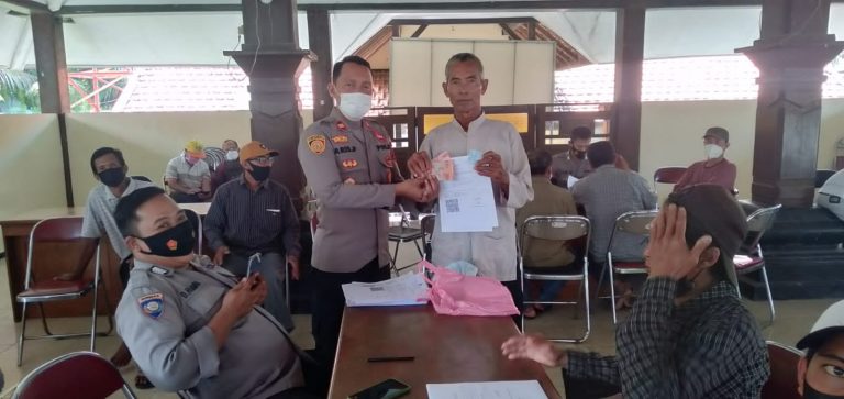 Polsek Tayu Kembali Salurkan Bantuan Tunai PKLWN