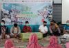 Pemateri Gerakan Santri Menulis dari Pemimpin Redaksi ''Suara Merdeka''  Gunawan Permadi (tengah) bersama Bupati Haryanto, jajaran Muspika Kecamatan Sukolilo dan pengasuh Pondok Pesantren Miftahul Khoir Desa Prawoto, Kecamatan Sukolilo.(Foto:SN/dok-lan)