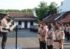 Kapolres Pati AKBP Christian Tobing SI SH MH memimpin upacara serah terima jabatan dan pengambilan sumpah/janji Kasat Samapta, Kasat Polairud, Kapolsek Dukuhseti dan Kasikum Polres Pati, Senin (11/April) kemarin di halaman belakang ekwil Pati.(Foto:SN/dok-kar)