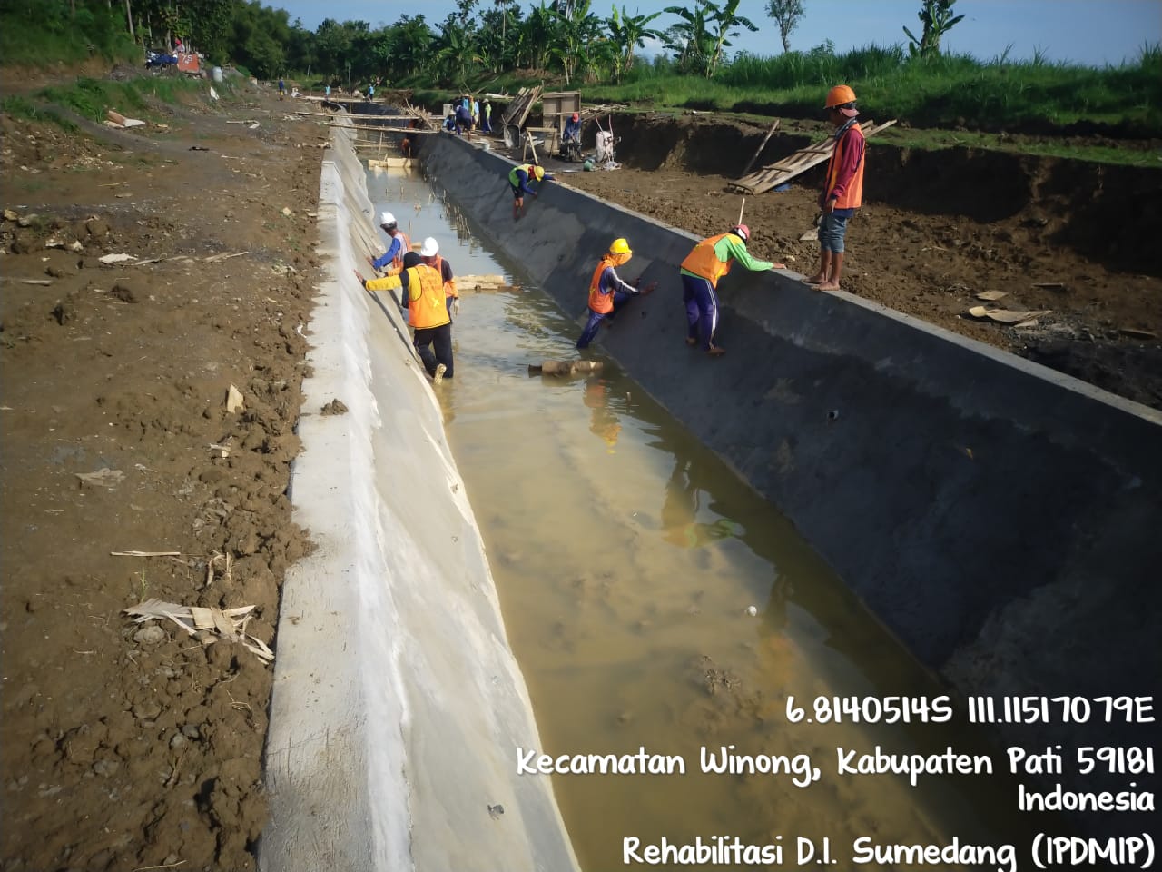Pelaksanaan paket pekerjaan jaringan irigasi (DI) IPDIMP Tahun 2022 di Bendung Sumedang, di Kecamatan Winong, tinggal perapian.(Foto:SN/dok-gik-aed)