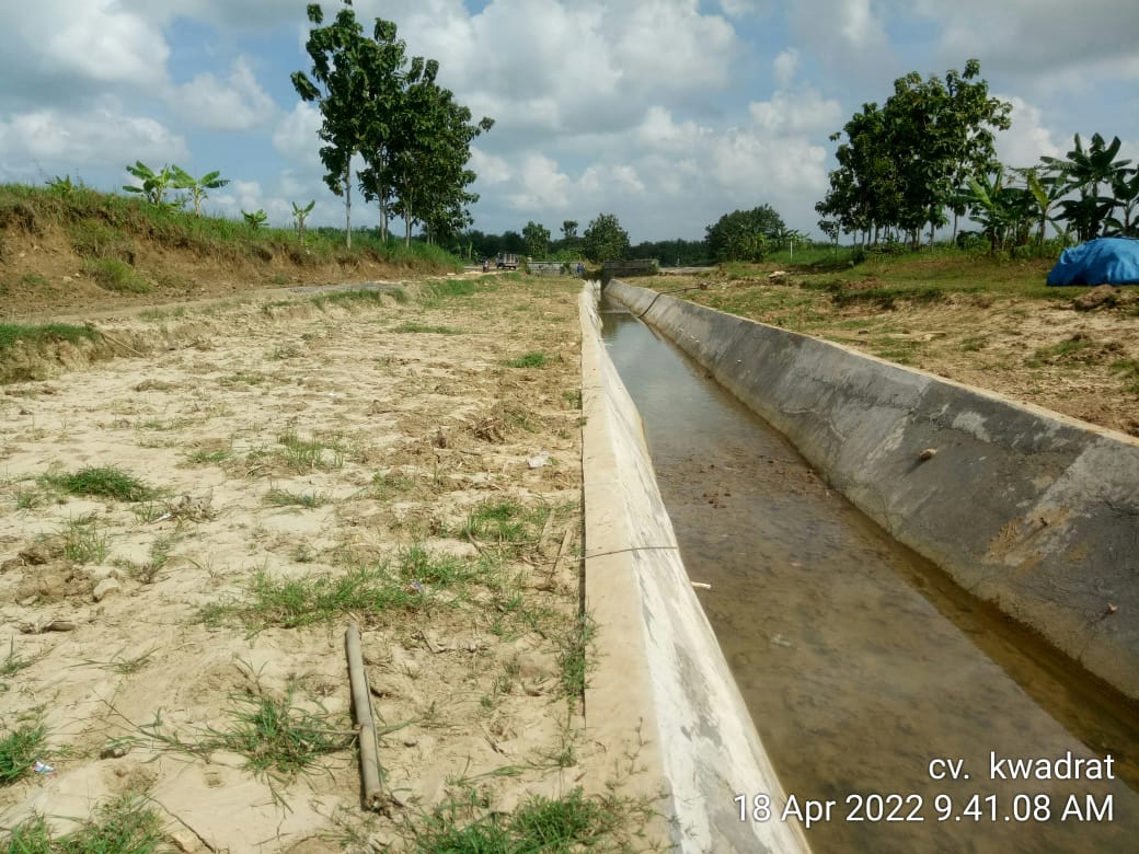 Paket pekerjaan jaringan irigasi D.I Bendung Sumedang di Kecamatan Winong yang hari ini sudah dilakukan pemeriksaan terakhir, dan  dinyatakan tuntasa 100 persen.(Foto:SN/dok-gik)
