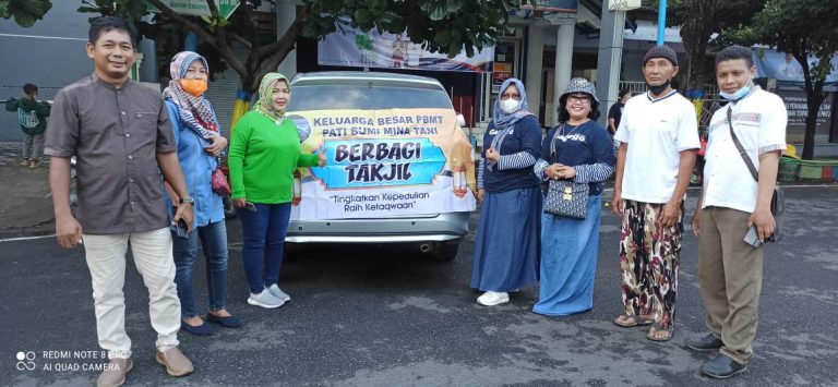 Pembagian Takjil Berkah PBMT di Hari-hari Terakhir Ramadhan