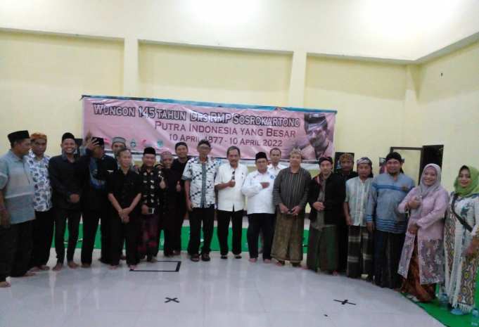 Sebagian peserta ''Wungon'' 145 Tahun Drs RMP Sosrokartono.(Foto:SN/dok-hp)