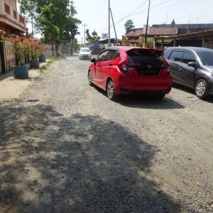 Kondisi ruas jalan Kayen-Tanbakromo antara Desa Jatiroto, Kecamatan Kayen hingga batas Dukuh Rimalang, Desa Mangunrekso, Kecamatan Tambakromo juga dalam kondisi rusak parah.(Foto:SN/aed)