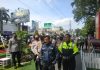 Kapolda Jateng Irjen Pol Ahmad Luthfi (tengah) saat memberikan keterangan di Pospam Puri, Senin (9/5/2022)