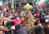 Suasana Festival Kupat Lepet yang digekar dalam memeriahkan acara tradisi Lomban di Jepara (Foto:SN/dok-hp)