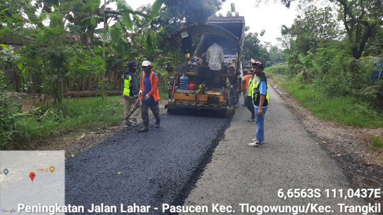 Diberlakukan Pekerjaan Tambah Kurang dalam Rehabilitasi Ruas Jalan Pasucen-Lahar