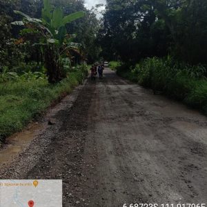 Pelaksanaan pekerjaan rehabilitasi ruas jalan Tlogowungu-Lahar, Kecamatan Tlogowungu dengan konstruksi dasar borda.(Foto:SN/dok-min)