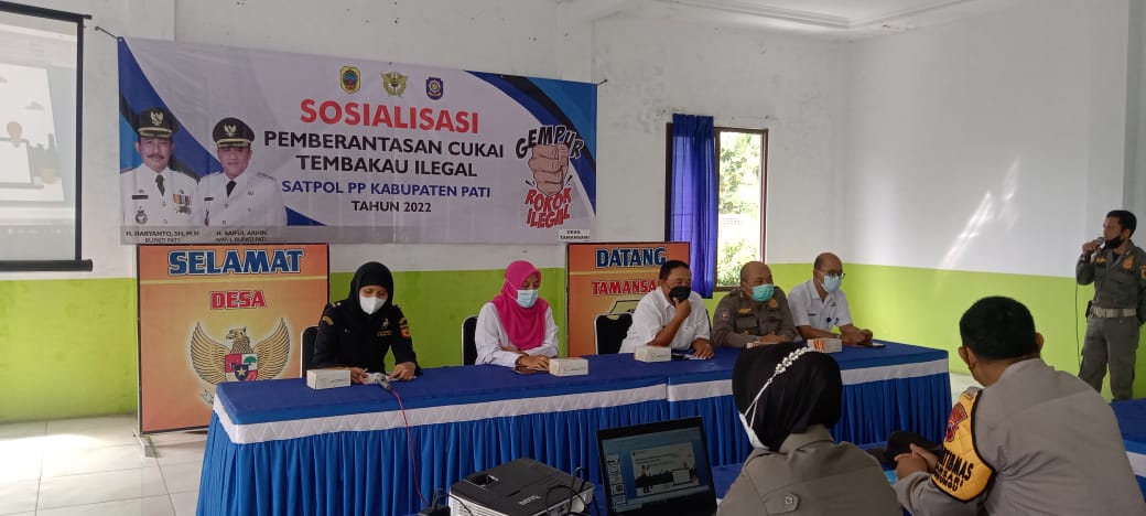 Satpol PP Pati menggelar sosialisasi Cukai Ilegal di Aula Balaidesa Tamansari, Rabu (15/6/2022)