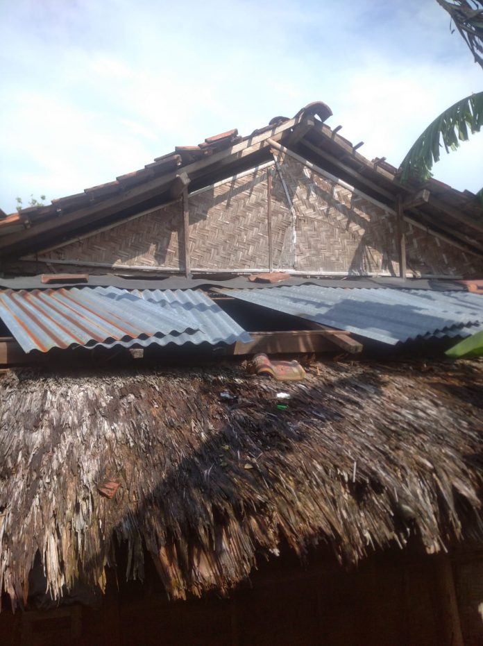 Atap rumah milik warga Desa/Kecamatan Dukuhseti rusak akibat diterjang puting beliung, Kamis (16/6/2022)