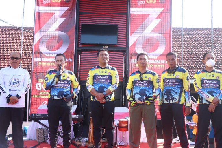 Bupati Ikut Gowes Bareng Polres Pati Peringati HUT ke-76 Bhayangkara