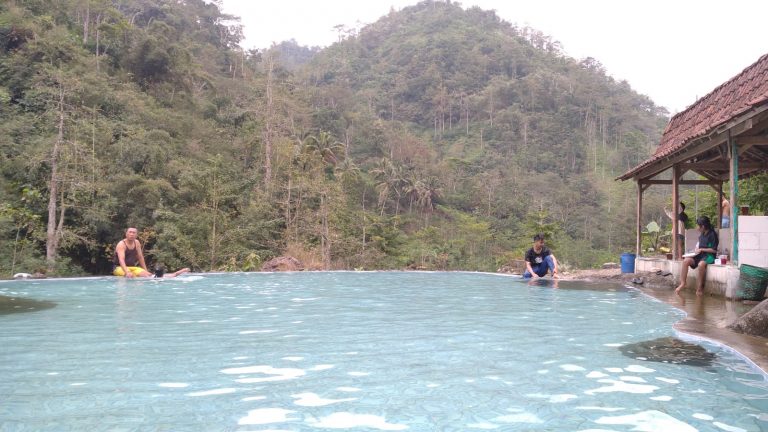 Destinasi Keindahan Wisata Lenk Dopang River Park Kudus Dimata Wisatawan