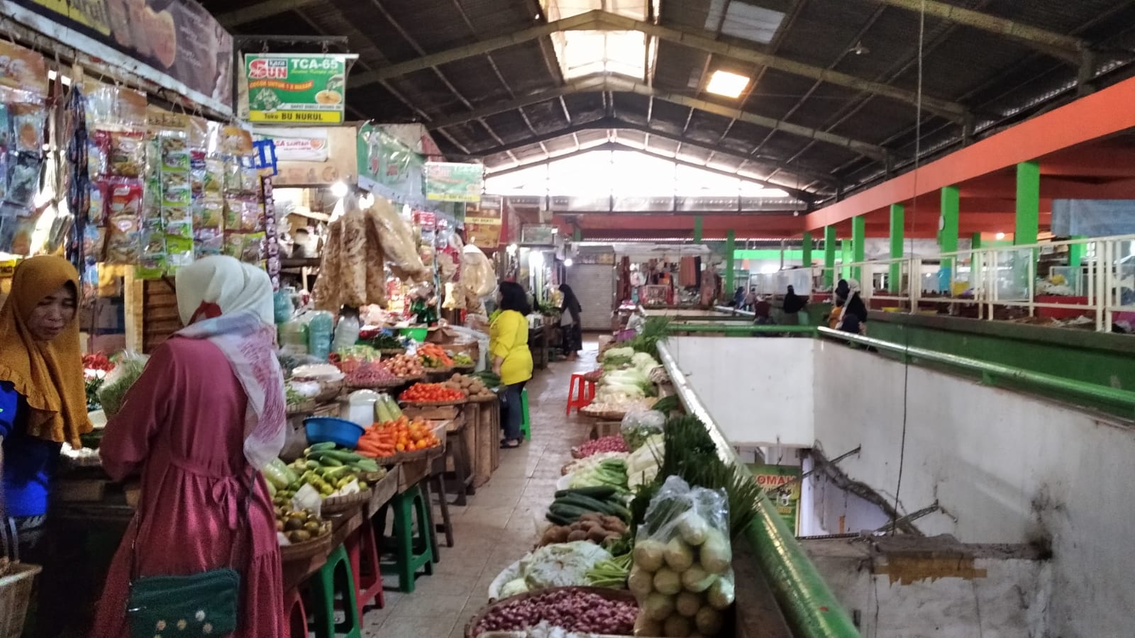 Pedagang Pasar Tradisional di Kudus, (Foto : Adam Naufaldo)