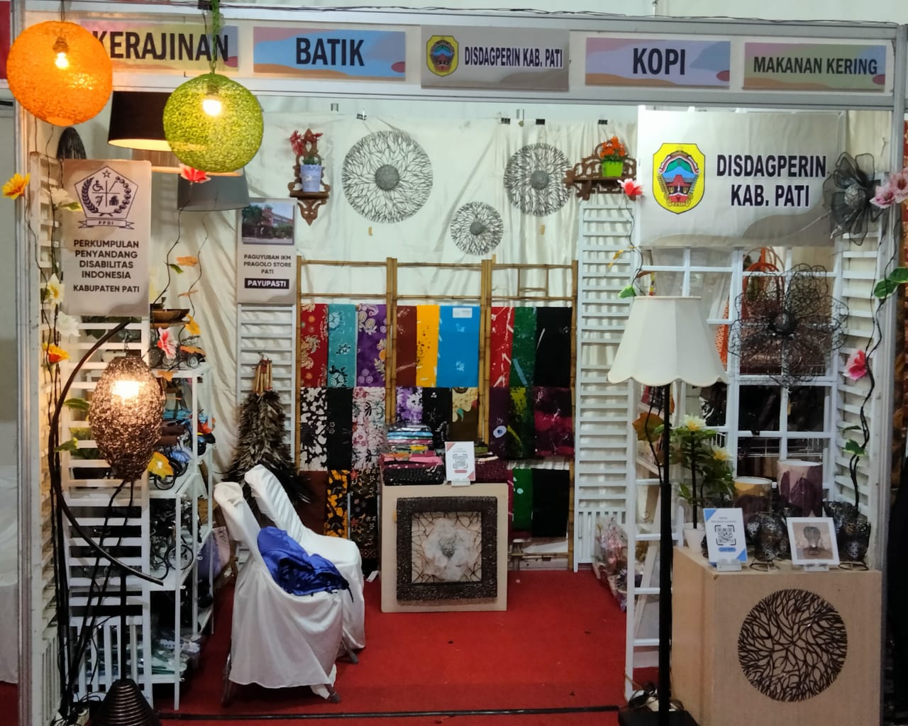 Stand IKM dari Kabupaten Pati pada even PeSonas I di Semarang.