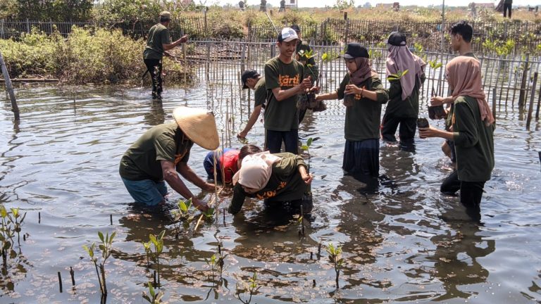 BEM FSH UNISNU Jepara Sukses Selenggarakan Mitra Desa 2022