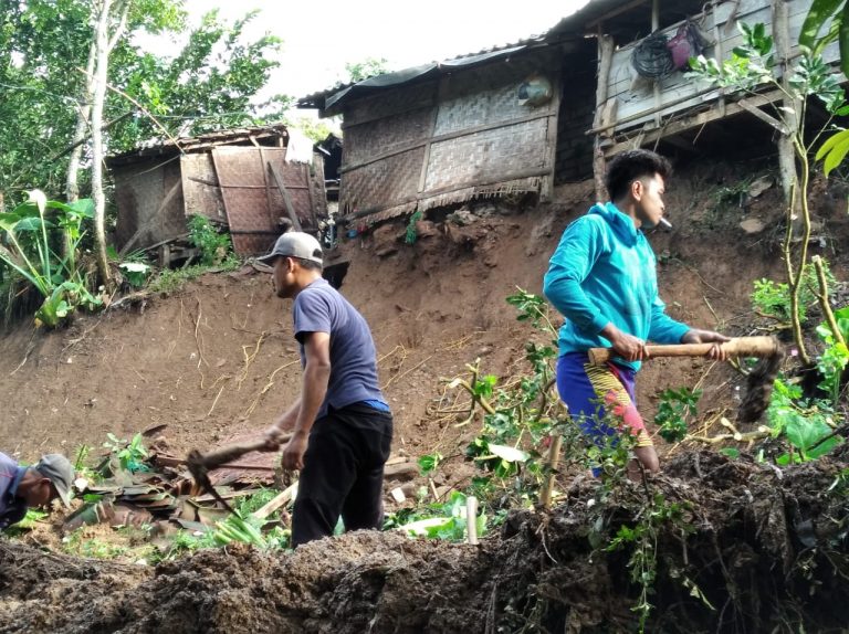 Tiga Desa di Tlogowungu Dilanda Tanah Longsor
