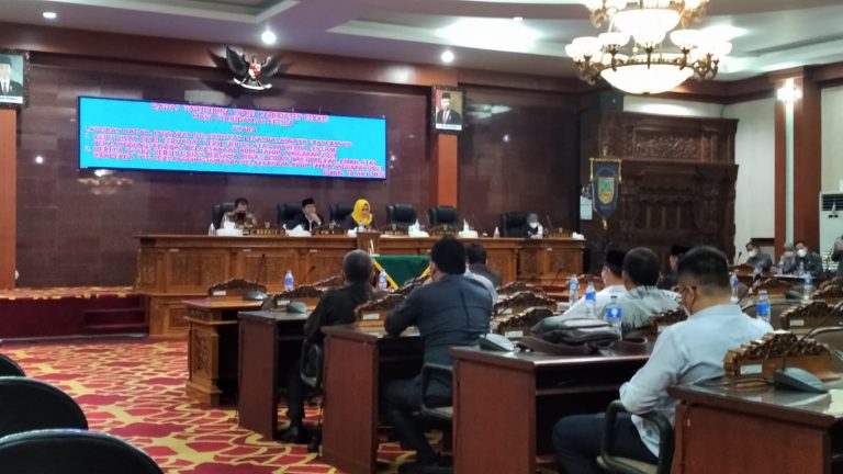 Rapat Paripurna DPRD Kabupaten Kudus Sampaikan Laporan Banggar