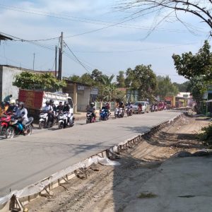 Kondisi jalan Kudus-Purwodadi sudah tahap bekisting dan pengecoran, (Foto : Adam Naufaldo)