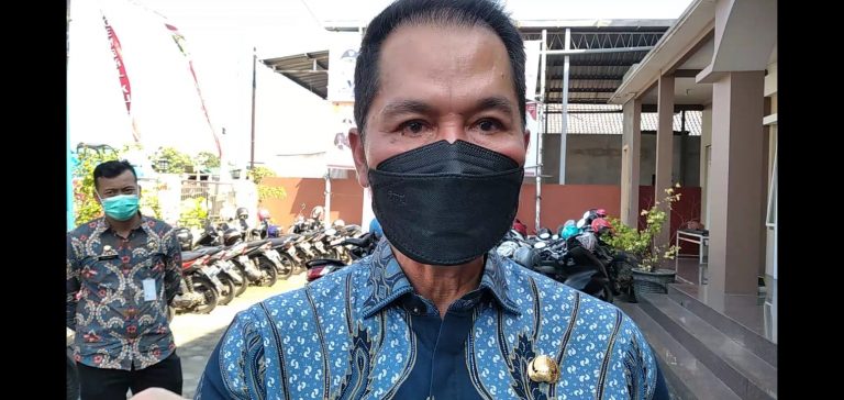 Keluhkan Volume Pengunjung Turun, Bupati Kudus Minta Pedagang Pasar Berinovasi