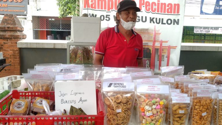 Menikmati Kuliner Pecinan di Taman Menara Kudus