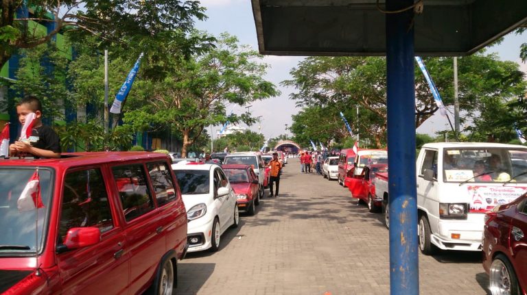 Komunitas KCCA Gelar Konvoi Merah Putih di Balai Jagong Kudus