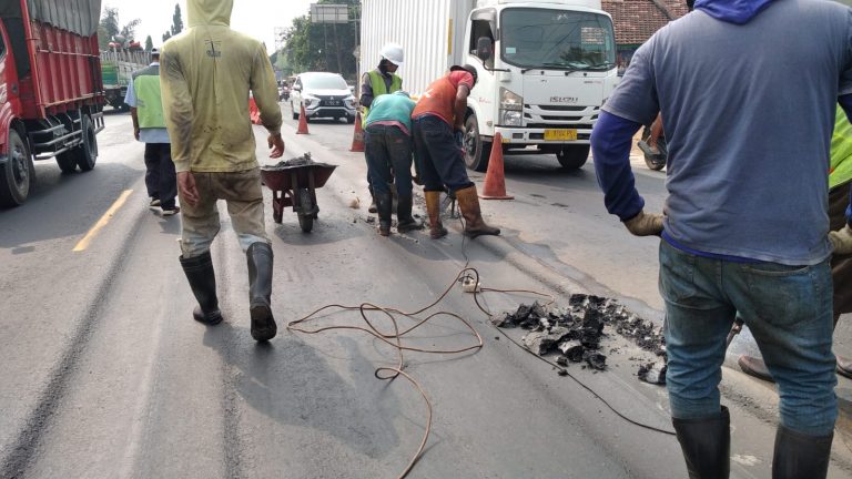 Respon Dinas PU Bina Marga Usai Insiden Kecelakaan di Jalan Raya Kudus-Pati KM 6