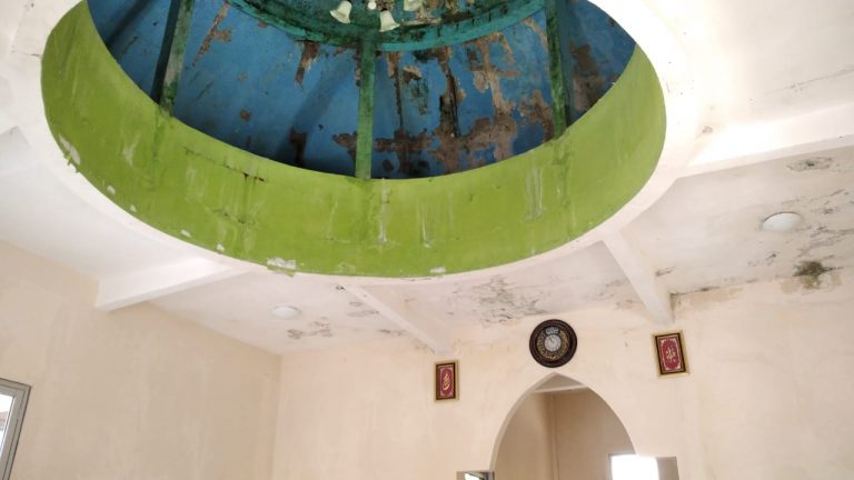 Kurang Terawatnya Masjid di Balai Jagong Kudus