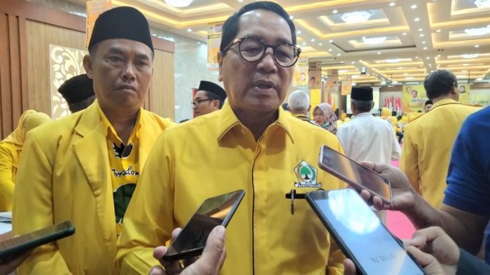 Anggota DPR RI, Firman Soebagyo saat menghadiri Rakerda DPD Partai Golkar Kabupaten Pati, Senin (5/9/2022)