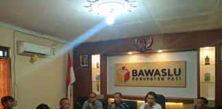 Berlangsung rapat penguatan kelembagaan support system Bawaslu dengan skretariat Bawaslu, Jumat (23/9/2022)