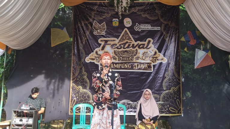 Kenalkan Budaya Tradisional, KKN-IK IAIN Kudus Gelar Festival Kampung Jawa
