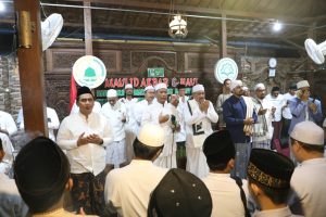 Acara Maulid Akbar dan Haul Habib Muhammad bin Hamid Al-Kahf dan Syarifah Mastoeroh Binti Sholeh Al-Jufri di Pendopo Majelis Madinatul Ilmi Desa Demaan Kudus