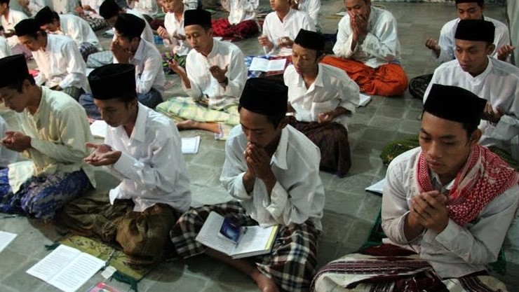 Pembahasan Raperda Pesantren Kembali lagi Gagal Digelar