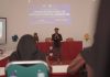 Tampak Owner Alammu Parijotho Triyanto menyampaikan materi digital marketing