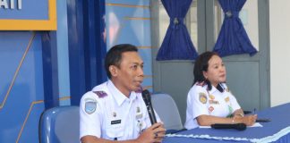 Kepala Dinas Perhubungan (Dishub) Kabupaten Pati, Teguh Widyatmoko (kiri)
