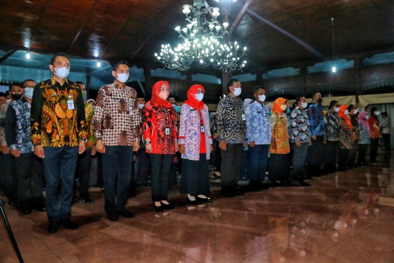 Pelantikan 171 Pejabat Struktural dan Fungsional di Pendapa Kabupaten Kudus