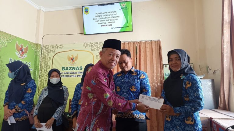 Baznas Kembali Salurkan Bansos Bagi Tenaga Perpustakaan