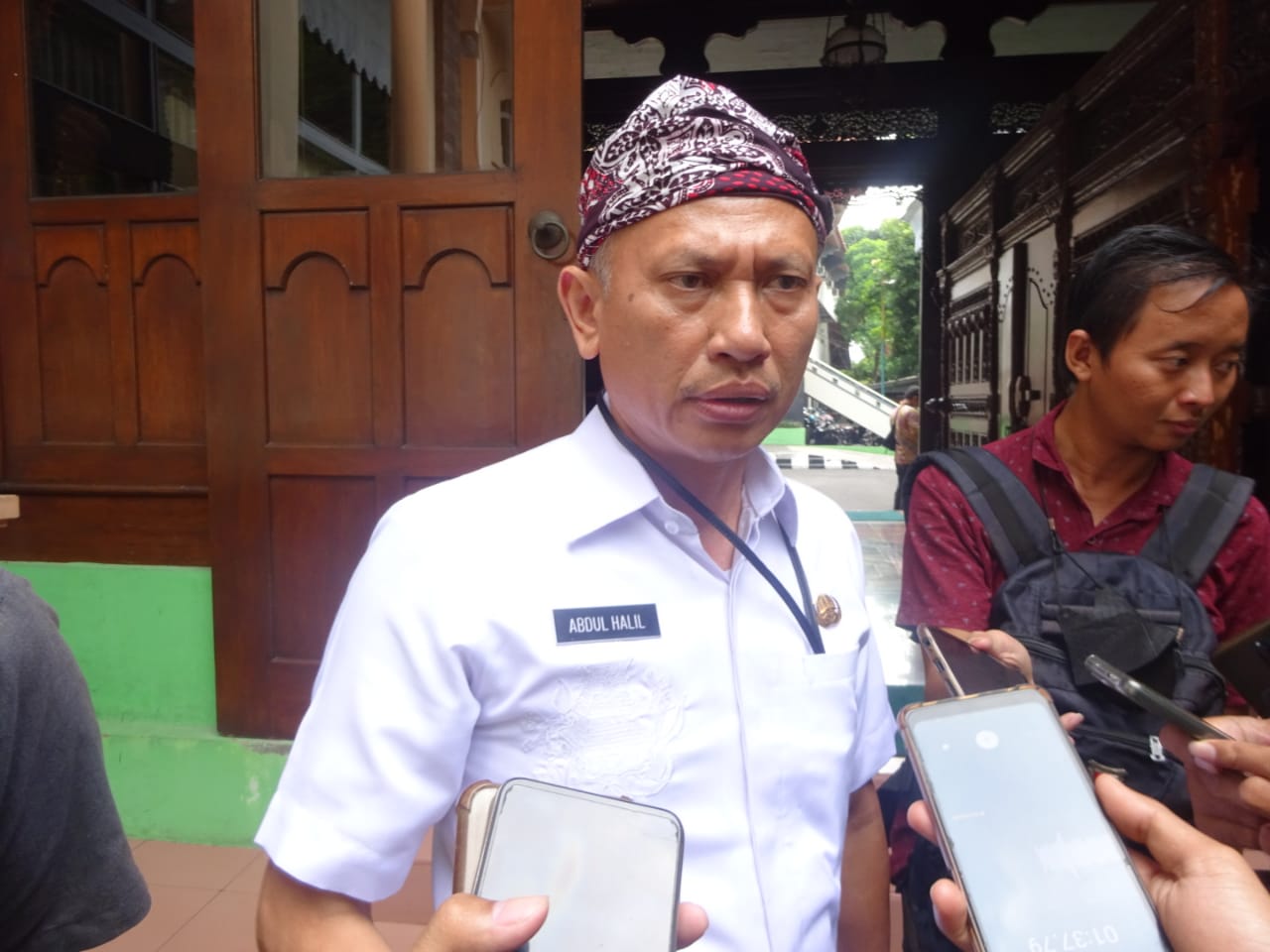 Kepala Dinas PKPLH Kabupaten Kudus Abdul Halil usai ditemui kegiatan Pendopo Kabupaten