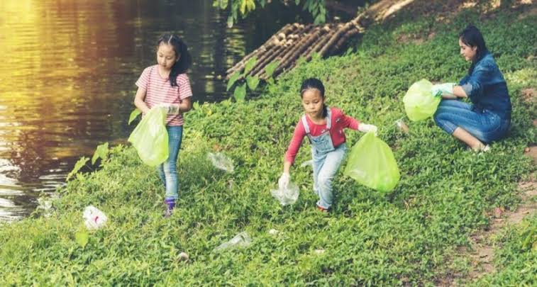 Pembentukan Karakter Peduli Lingkungan Melalui Program Adiwiyata