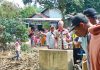 Gubernur Jawa Tengah, Ganjar Pranowo saat mengunjungi lokasi banjir di Desa Godo Kabupaten Pati, belum lama ini