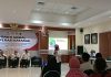 Kepala Dinas Kesehatan Kabupaten (DKK) Pati, Aviani Tritanti Venusia saat acara Bakti Sosial di RSUD Soewondo, Rabu (14/12/2022)
