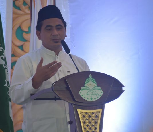 Taj Yasin Hadiri Wisuda ke-1 Ma'had Aly Ponpes Roudlotul Mubtadiin