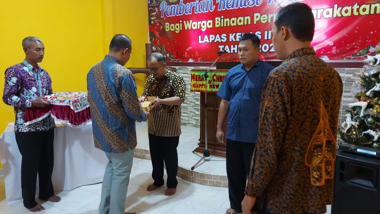 13 Napi Lapas Pati Terima Remisi Khusus Natal 2022