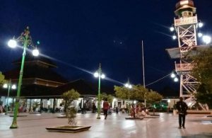 Tampak kondisi lingkungan sekitar Masjid Agung Kabupaten Demak