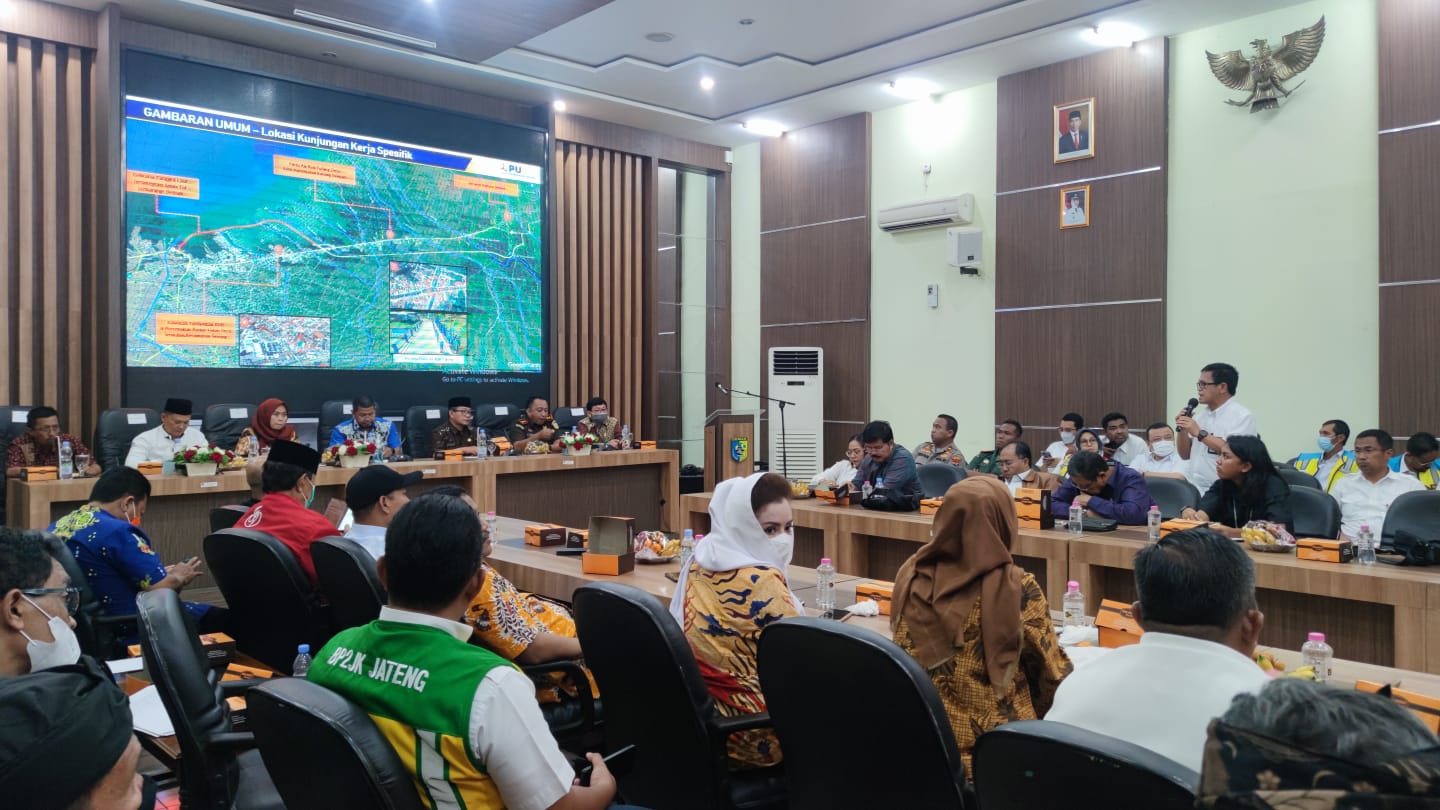 Foto: Rapat kordinasi Komisi V DPR RI bersama Bupati Demak dan jajaran lainnya di Gedung Grhadikan Bina Praja Demak