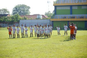Foto: Tampak pemain ASTI sedang bersemangat mengikuti kegiatan di Stadion Wergu Wetan Kudus