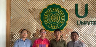 Foto: Mahasiswa Universitas Muhammadiyah Kudus pencipta aplikasi prediksi peminjaman syari'ah