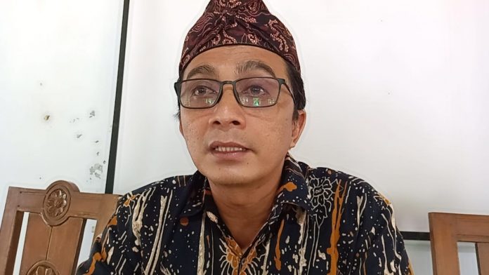 Kepala Desa Luwang Kecamatan Tayu Suhartanto