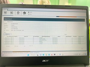 Ilustrasi proses input data oleh petugas entry
